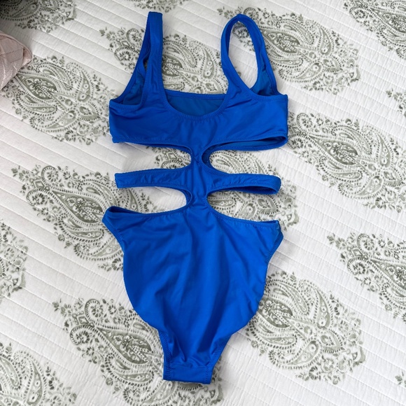 NEW, Skims Monokini - Picture 1 of 6